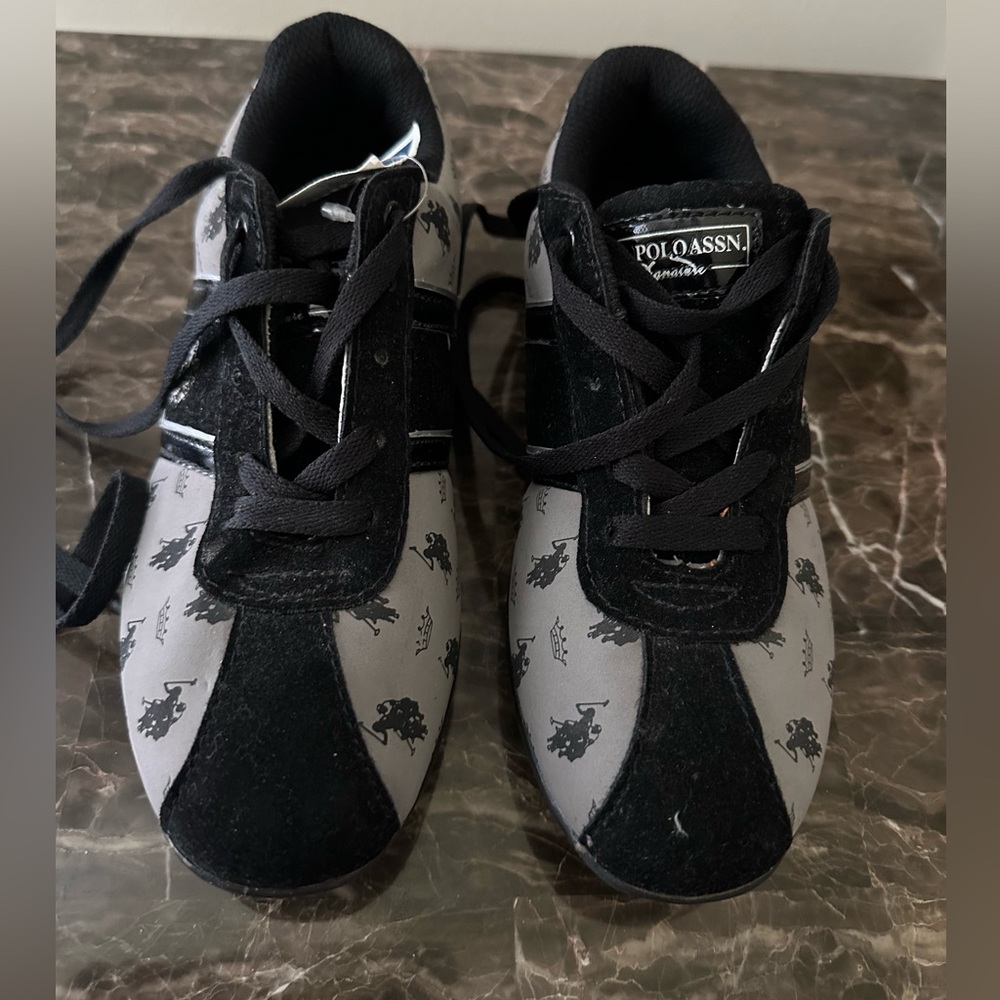 US Polo Assn Women Shoes Sneakers. Darlene. 5.5-6. Black/Gray.
